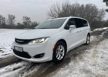 Chrysler Pacifica Limited 2020r bezwypadkowa zarejestrowana jasne skóry