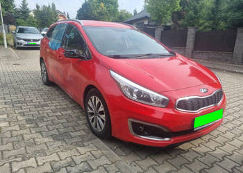 kia ceed combi lift  11.2016- 1.6crdi- 136km- 228000km- uszkodzony- jezdny