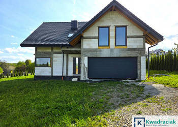 Oferta sprzedaży domu wolnostojącego Sanok 194m2