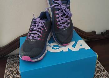 Oryginalne sportowe damskie buty HOKA r. 38 2/3