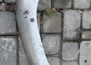 Toyota Corolla Verso II hokej zderzaka przód lewa spoiler