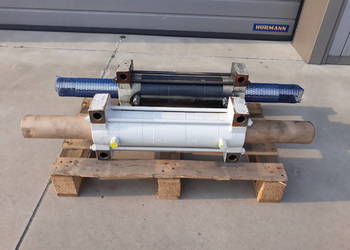 Linde 353/396 H60 H70 H80 siłownik skrętu