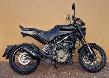 Husqvarna Svartpilen 401 Zarejestrowany, transport