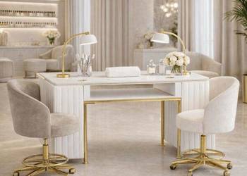 Biurko kosmetyczne z otworem na pochłaniacz biało-złote 130 x 45 x 78 AFIN…