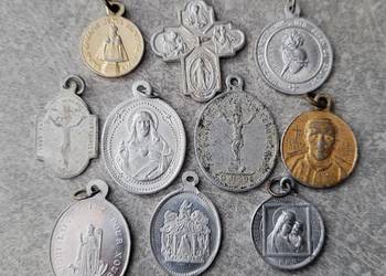 H97) zestaw medalików religijnych szt. 10