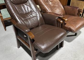 Fotele ze skóry na dębowym stelażu- rozkładane