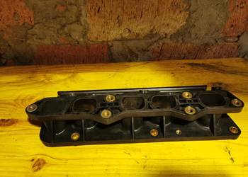 Kolektor ssący 2.3 vr5 071133204A vw Seat
