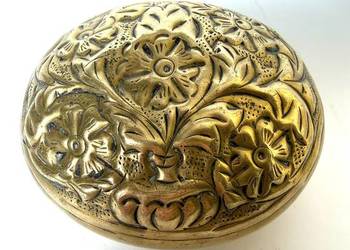 Stare owalne Puzderko Mosiężne motyw Roślinny mosiądz Ręczna Robota bomboni