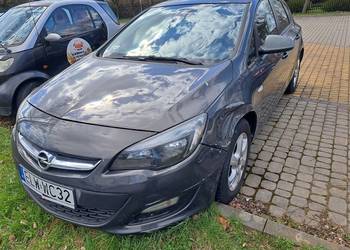 Syndyk sprzeda pojazd OPEL ASTRA