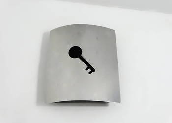 Designerska Szafka na Klucze – fsm GmbH (Stal Nierdzewna)