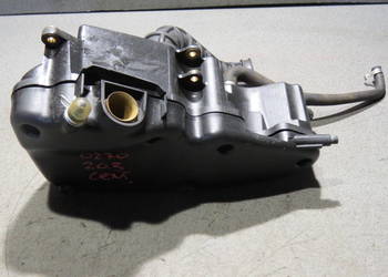 MALAGUTI CENTRO 50 125  4t 2010 airbox filtr powietrza dolot