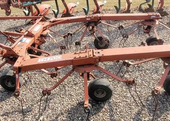 Przetrząsarka karuzelowa Fella