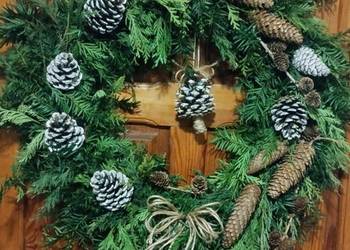 Wieniec wianek żywy podkład 60 cm biel złoto