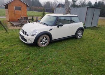 Witam sprzedam MINI   niski przebieg rok 2013