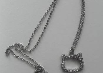 Łańcuszek zawieszka Hello Kitty cyrkonie