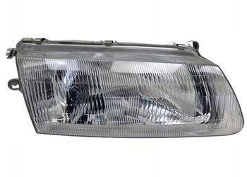 LAMPA PRAWA Mazda 323S 323 S V BA 94-98r PRZEDNIA PRAWY PRZÓD nowa