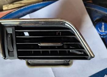 Kratka nawiewu prawa Skoda Octavia 3 III  5E0819702C