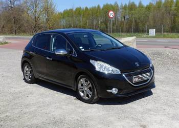 Peugeot 208 1.6e-HDI 92KM Oryginalny lakier i szyby Panorama Klimatronik