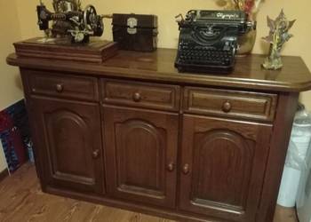 Komoda z dębowymi frontami