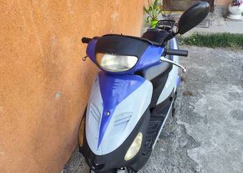 Skuter 4t