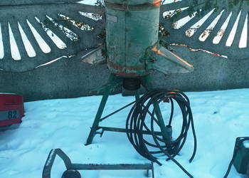 Śrutownik do zboża Bąk