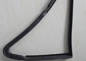 Fiat 126p uszczelka szyby trójkątnej fletnerka lewa Oryginał Fiat nowa