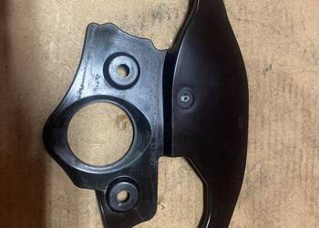 Suzuki GSX-R 600 / 750 wypełnienie osłona dolnej półki B387