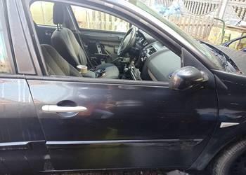 Drzwi prawe przód przednie renault Megane 2 TEB66
