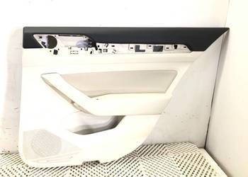 BOCZEK DRZWI PRAWY TYŁ VW PASSAT B8 Sedan/Limuzyna TAPICERKA