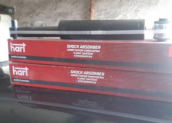 Sprzedam amortyzatory do laguna 2 1.6 16v