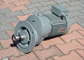 Motoreduktor kołnierzowy 2.2kw. 569obr./min.. SEW