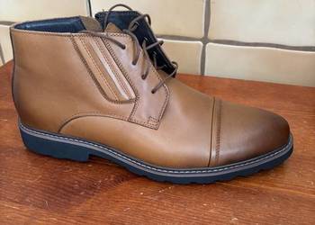 Botki nowe rozmiar 42 długość wkładki 28,5cm.