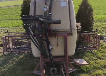 Sprzedam opryskiwacz zawieszany 400 L