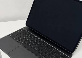 iPad Pro 13 M4 512GB + klawiatura