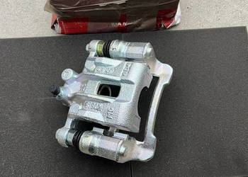 583102SA70 Zacisk hamulcowy nowy oryg KIA SPORTAGE SL 10-15