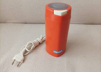 Elektryczny udarowy młynek do kawy Predom Niewiadów UD 40 typ 630 z PRL-u