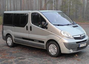 Opel Vivaro 9 osób