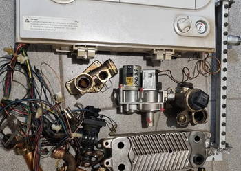 Części z demontażu Vaillant Atmotec plus VUW PL 240/3-5