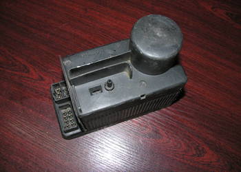 MERCEDES W124 W202 POMPKA CENTRALNEGO ZAMKA 2028000048