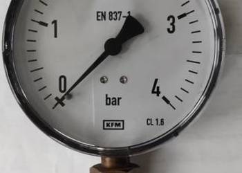 Manometr ciśnienia 0-4 bar
