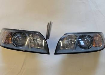 Lampy przód volvo v50 ładny stan xenon