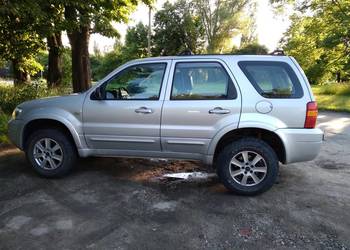 Maverick II 3.0 V6 24V AWD 4X4 na biwak, rybki, grzybki i wypad z łódeczką