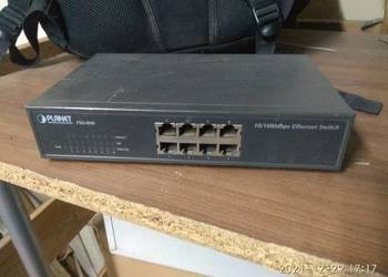 Switch planet 8 portów 10/100Mbit