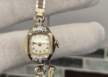 Zabytkowy zegarek damski *Bulova*  (10K RGP)
