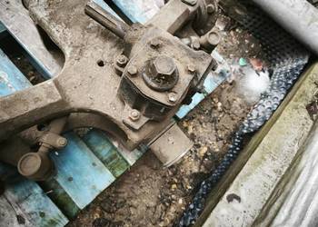 belka belki oś skrętna tył wspomaganie przekładnia widlak wózek bułgar