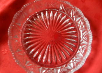 Talerzyki szkłane  prl  6 szt