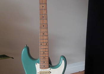 Hondo deluxe series 760