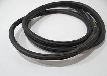 USZCZELKA DRZWI PRAWY TYŁ BWM X3 E83 LCI