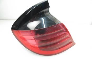 LAMPA LEWA TYLNA MERCEDES KLASA C CL203