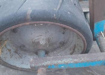 Koła dogniatające siewnik monosem